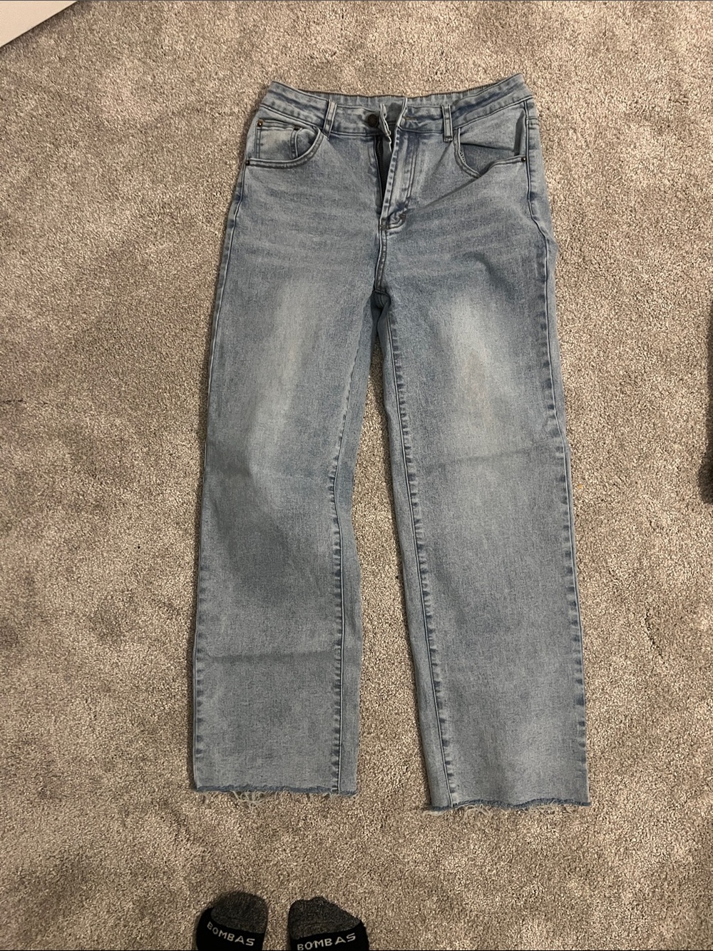 Classic Light Wash Women’s Straight Jeans - Light Blue